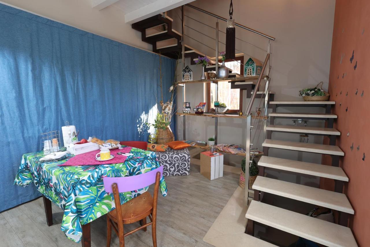 Le Stanze Dei Colori Hotel Aci Bonaccorsi Ngoại thất bức ảnh