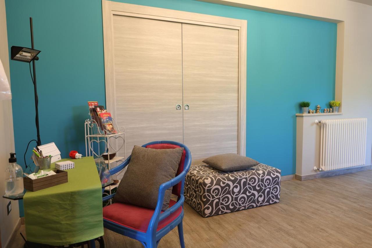 Le Stanze Dei Colori Hotel Aci Bonaccorsi Ngoại thất bức ảnh